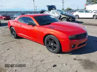 2012 Chevrolet Camaro 1LT z VIN 2G1FB1E31C9179262, wystawiony jako IAAI lot #43353569 z przebiegiem 217 103 mil mil oraz . Historia ofert i sprzedaży dostępna na DreamBid. Obrazek 1.