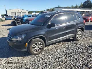 ✅ 2016 Volkswagen Tiguan S • VIN: WVGAV7AX5GW514908 • Lot: 86668735. Wystawiony na Copart z przebiegiem 85 555 mil. Bezpłatny archiwum sprzedaży aukcyjnych z USA i szczegółowy raport historii pojazdu na DreamBid. Zdjęcie 1.