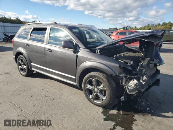 ✅ 2015 Dodge Journey Crossroad • VIN: 3C4PDDGG9FT739795 • Lot: 85721155. Listed on Copart with 141,992 mi. Free auction sales archive from the USA and detailed vehicle history report at DreamBid. Image 4.