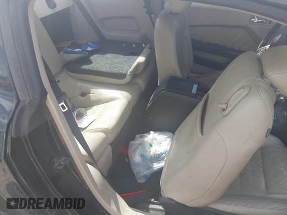 ✅ 2010 Ford Mustang V6 • VIN: 1ZVBP8AN1A5166719 • Lot: 43379309. Listed on IAAI with 250,904 mi. Free auction sales archive from the USA and detailed vehicle history report at DreamBid. Image 8.