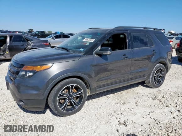 ✅ 2015 Ford Explorer Sport • VIN: 1FM5K8GT8FGB65143 • Lot: 89870945. Listed on Copart with 85,825 mi. Free auction sales archive from the USA and detailed vehicle history report at DreamBid. Image 1.