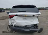 ✅ 2023 Chevrolet Traverse LT Cloth • VIN: 1GNERGKWXPJ175177 • Lot: 66147504. Wystawiony na Copart z przebiegiem 22 893 mil. Bezpłatny archiwum sprzedaży aukcyjnych z USA i szczegółowy raport historii pojazdu na DreamBid. Zdjęcie 6.