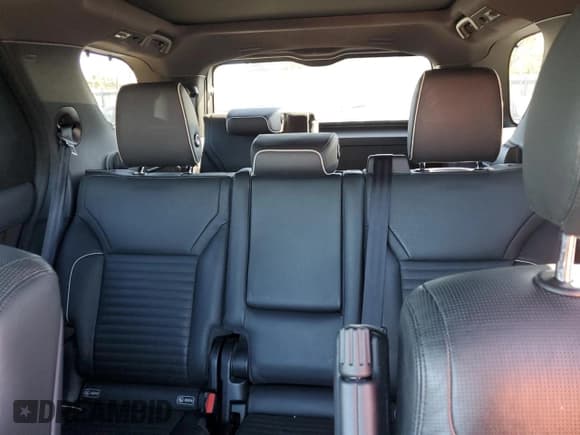 ✅ 2018 Land Rover Discovery HSE • VIN: SALRR2RK8JA049688 • Lot: 85099795. Wystawiony na Copart z przebiegiem 130 254 mil. Bezpłatny archiwum sprzedaży aukcyjnych z USA i szczegółowy raport historii pojazdu na DreamBid. Zdjęcie 10.