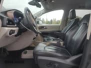 ✅ 2017 Chrysler Pacifica Touring L • VIN: 2C4RC1BG8HR524545 • Lot: 82373245. Listed on Copart with 125,089 mi. Free auction sales archive from the USA and detailed vehicle history report at DreamBid. Image 7.