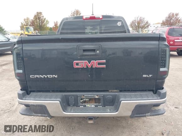 ✅ 2016 GMC Canyon 4WD SLT • VIN: 1GTG6DE3XG1293756 • Лот: 43620419. Опубликован ранее на IAAI с пробегом 185 595 миль. Бесплатный доступ к архиву аукционных продаж из США и подробный отчёт об истории автомобиля на DreamBid. Изображение 16.