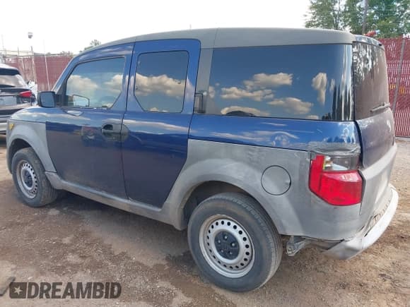 ✅ 2003 Honda Element DX • VIN: 5J6YH282X3L021500 • Лот: 43333923. Опубликован ранее на IAAI с пробегом 272 573 миль. Бесплатный доступ к архиву аукционных продаж из США и подробный отчёт об истории автомобиля на DreamBid. Изображение 3.