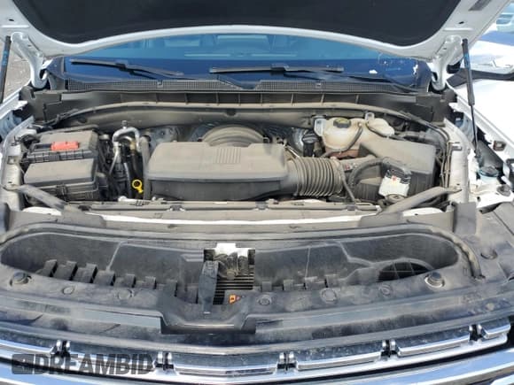 ✅ 2023 Chevrolet Suburban Premier • VIN: 1GNSCFKD7PR462118 • Lot: 81268045. Wystawiony na Copart z przebiegiem 62 560 mil. Bezpłatny archiwum sprzedaży aukcyjnych z USA i szczegółowy raport historii pojazdu na DreamBid. Zdjęcie 12.