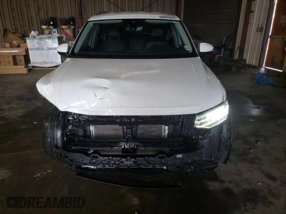 ✅ 2022 Volkswagen Tiguan SE • VIN: 3VV2B7AX1NM136960 • Лот: 90089645. Опубликован ранее на Copart с пробегом 25 793 миль. Бесплатный доступ к архиву аукционных продаж из США и подробный отчёт об истории автомобиля на DreamBid. Изображение 5.