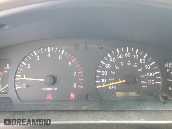 ✅ 1998 Toyota Tacoma • VIN: 4TASN92N0WZ110361 • Лот: 74660214. Опубликован ранее на Copart с пробегом 288 647 миль. Бесплатный доступ к архиву аукционных продаж из США и подробный отчёт об истории автомобиля на DreamBid. Изображение 9.
