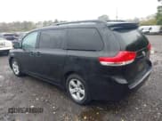 ✅ 2012 Toyota Sienna LE AAS • VIN: 5TDKK3DC0CS277578 • Lot: 43340372. Wystawiony na IAAI z przebiegiem 257 614 mil. Bezpłatny archiwum sprzedaży aukcyjnych z USA i szczegółowy raport historii pojazdu na DreamBid. Zdjęcie 14.