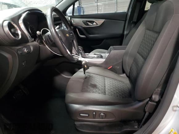 ✅ 2020 Chevrolet Blazer LT • VIN: 3GNKBHRSXLS624298 • Lot: 93306855. Listed on Copart with 36,106 mi. Free auction sales archive from the USA and detailed vehicle history report at DreamBid. Image 7.