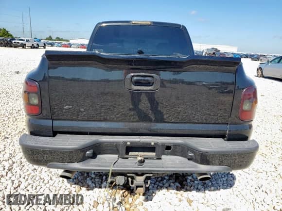 2001 Chevrolet Silverado 1500 LT z VIN 2GCEC19T511134332, wystawiony jako Copart lot #66184995 z przebiegiem 319 523 mil mil oraz Szkoda całkowita • Salvage title. Historia ofert i sprzedaży dostępna na DreamBid. Obrazek 6.