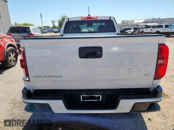 ✅ 2022 Chevrolet Colorado 2WD LT • VIN: 1GCHSCEA1N1209653 • Lot: 92240405. Listed on Copart with 46,839 mi. Free auction sales archive from the USA and detailed vehicle history report at DreamBid. Image 6.