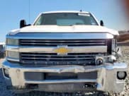 ✅ 2015 Chevrolet Silverado 2500HD LT • VIN: 1GC2KVEG5FZ122461 • Lot: 66639795. Wystawiony na Copart z przebiegiem 222 057 mil. Bezpłatny archiwum sprzedaży aukcyjnych z USA i szczegółowy raport historii pojazdu na DreamBid. Zdjęcie 5.