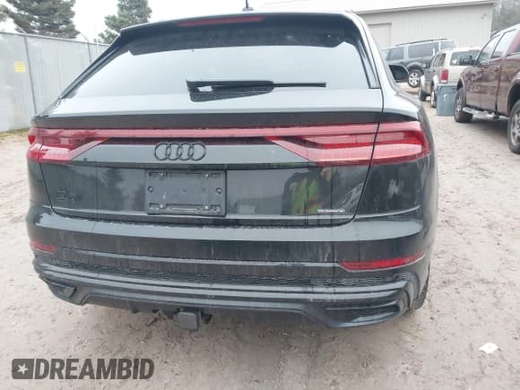 ✅ 2023 Audi Q8 Prestige • VIN: WA1FVBF13PD019369 • Lot: 43783365. Listed on IAAI with 33,679 mi. Free auction sales archive from the USA and detailed vehicle history report at DreamBid. Image 17.