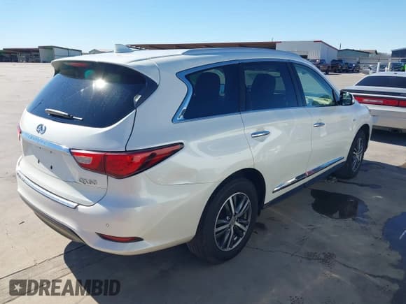✅ 2016 Infiniti QX60 • VIN: 5N1AL0MN8GC510649 • Lot: 43563046. Listed on IAAI with 201,726 mi. Free auction sales archive from the USA and detailed vehicle history report at DreamBid. Image 4.