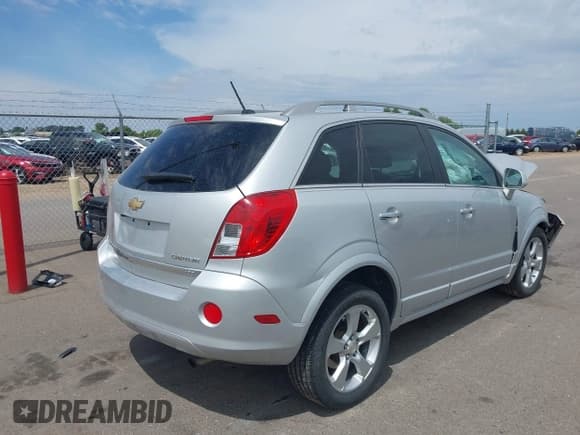 ✅ 2013 Chevrolet Captiva Sport LTZ • VIN: 3GNAL4EK6DS618068 • Lot: 42306782. Wystawiony na IAAI z przebiegiem 100 742 mil. Bezpłatny archiwum sprzedaży aukcyjnych z USA i szczegółowy raport historii pojazdu na DreamBid. Zdjęcie 4.