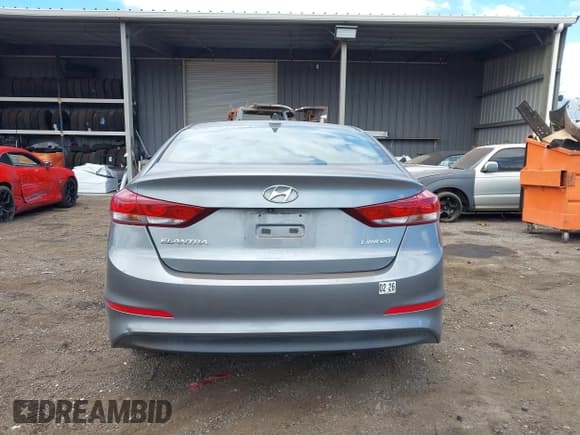 ✅ 2017 Hyundai Elantra SE • VIN: KMHD84LF5HU193876 • Lot: 42047697. Wystawiony na IAAI z przebiegiem 61 398 mil. Bezpłatny archiwum sprzedaży aukcyjnych z USA i szczegółowy raport historii pojazdu na DreamBid. Zdjęcie 16.