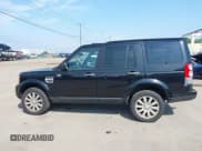 ✅ 2013 Land Rover LR4 HSE • VIN: SALAG2D44DA697884 • Lot: 42620594. Wystawiony na IAAI z przebiegiem 134 174 mil. Bezpłatny archiwum sprzedaży aukcyjnych z USA i szczegółowy raport historii pojazdu na DreamBid. Zdjęcie 14.