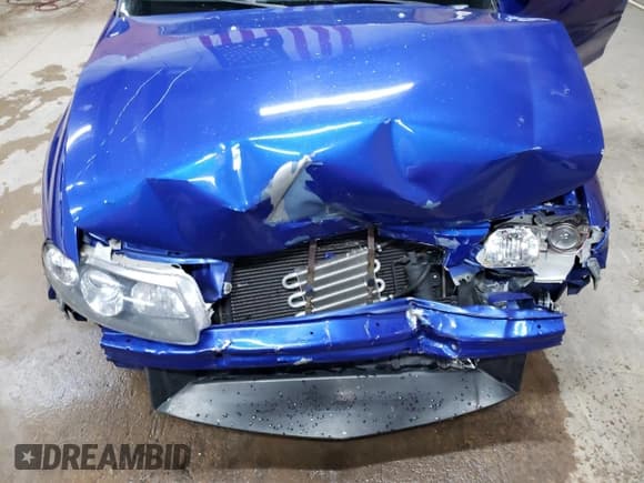 ✅ 2004 Pontiac GTO • VIN: 6G2VX12G94L209153 • Lot: 77960994. Listed on Copart with 52,868 mi. Free auction sales archive from the USA and detailed vehicle history report at DreamBid. Image 11.