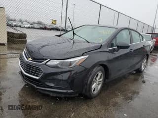 ✅ 2018 Chevrolet Cruze LT • VIN: 1G1BE5SM0J7109972 • Lot: 67357952. Listed on Copart with 62,245 mi. Free auction sales archive from the USA and detailed vehicle history report at DreamBid. Image 2.