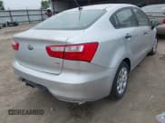 ✅ 2016 Kia Rio LX • VIN: KNADM4A33G6621968 • Лот: 43134080. Опубликован ранее на IAAI с пробегом 105 364 миль. Бесплатный доступ к архиву аукционных продаж из США и подробный отчёт об истории автомобиля на DreamBid. Изображение 4.