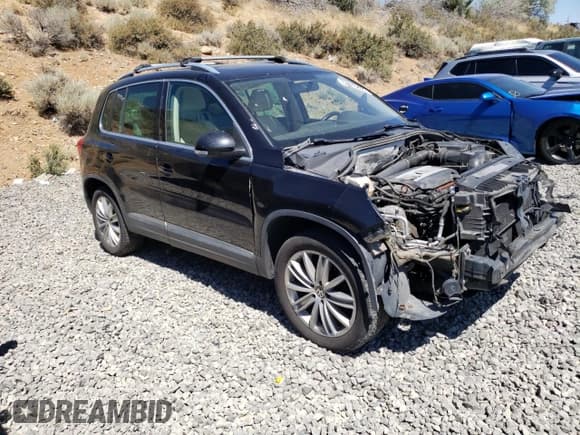 ✅ 2012 Volkswagen Tiguan SE • VIN: WVGBV7AX1CW609366 • Лот: 64516695. Опубликован ранее на Copart с пробегом 118 687 миль. Бесплатный доступ к архиву аукционных продаж из США и подробный отчёт об истории автомобиля на DreamBid. Изображение 4.