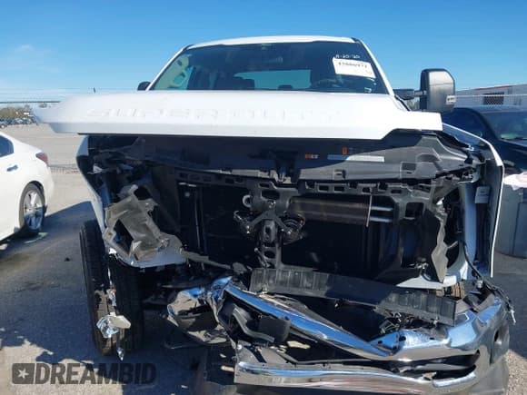 ✅ 2026 Ford F-250 XLT • VIN: 1FT7W2BN6TEC23541 • Lot: 43886971. Listed on IAAI with 4,128 mi. Free auction sales archive from the USA and detailed vehicle history report at DreamBid. Image 12.