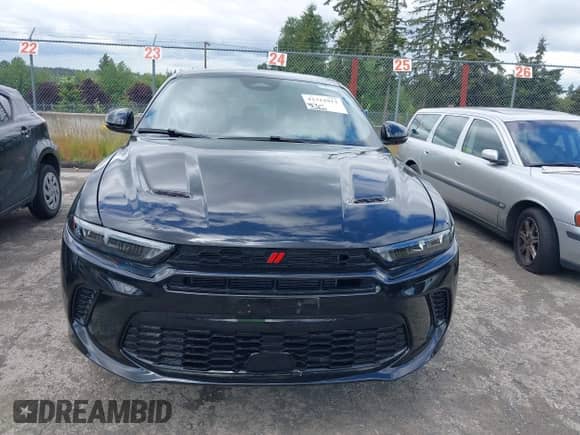 2024 Dodge Hornet R/T z VIN ZACPDFCW9R3A32594, wystawiony jako IAAI lot #42312913 z przebiegiem 22 544 mil mil oraz . Historia ofert i sprzedaży dostępna na DreamBid. Obrazek 12.