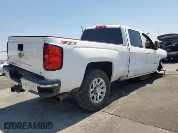 ✅ 2017 Chevrolet Silverado 2500HD LT • VIN: 1GC1KVEY7HF193721 • Lot: 68681495. Wystawiony na Copart z przebiegiem 167 770 mil. Bezpłatny archiwum sprzedaży aukcyjnych z USA i szczegółowy raport historii pojazdu na DreamBid. Zdjęcie 3.