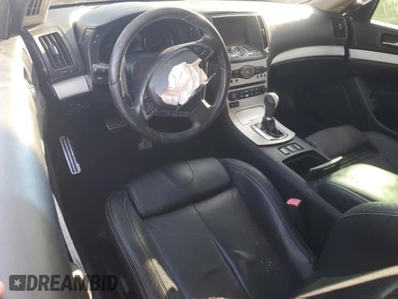 ✅ 2008 Infiniti G37 Journey • VIN: JNKCV64E18M113398 • Lot: 90671965. Listed on Copart with 204,887 mi. Free auction sales archive from the USA and detailed vehicle history report at DreamBid. Image 8.