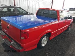 ✅ 2000 Chevrolet S-10 LS • VIN: 1GCCS19W2Y8203649 • Лот: 41710234. Опубликован ранее на IAAI с пробегом 153 616 миль. Бесплатный доступ к архиву аукционных продаж из США и подробный отчёт об истории автомобиля на DreamBid. Изображение 4.