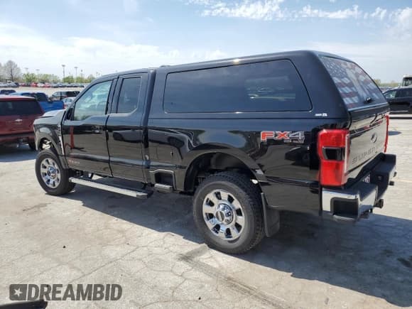 ✅ 2024 Ford F-250 • VIN: 1FT8X2BM7REF40276 • Lot: 50909225. Listed on Copart with 4,909 mi. Free auction sales archive from the USA and detailed vehicle history report at DreamBid. Image 2.