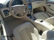 ✅ 2007 Mercedes-Benz CLK 350 • VIN: WDBTK56F97T078784 • Lot: 91042505. Wystawiony na Copart z przebiegiem 91 540 mil. Bezpłatny archiwum sprzedaży aukcyjnych z USA i szczegółowy raport historii pojazdu na DreamBid. Zdjęcie 8.