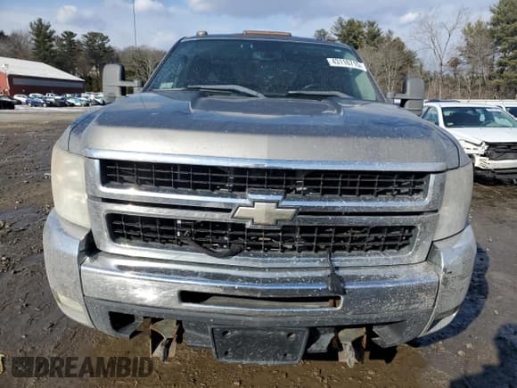 ✅ 2009 Chevrolet Silverado 2500HD LT • VIN: 1GCHK59K19E128732 • Лот: 43116715. Опубликован ранее на Copart с пробегом 182 502 миль. Бесплатный доступ к архиву аукционных продаж из США и подробный отчёт об истории автомобиля на DreamBid. Изображение 5.