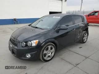 2015 Chevrolet Sonic LTZ с VIN 1G1JE6SB5F4181758, выставлен на аукционе Copart как лот 65009995 с пробегом 112 401 миль миль и Списание • Salvage title. История ставок и продаж доступна на DreamBid. Изображение 1.