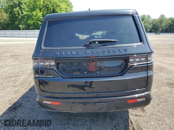 ✅ 2024 Jeep Grand Wagoneer Series II • VIN: 1C4SJSFP1RS120557 • Лот: 61739055. Опубликован ранее на Copart с пробегом 26 448 миль. Бесплатный доступ к архиву аукционных продаж из США и подробный отчёт об истории автомобиля на DreamBid. Изображение 6.