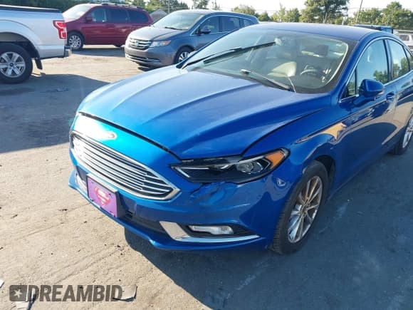 ✅ 2017 Ford Fusion SE • VIN: 3FA6P0HD7HR132252 • Lot: 43154837. Listed on IAAI with 153,675 mi. Free auction sales archive from the USA and detailed vehicle history report at DreamBid. Image 6.