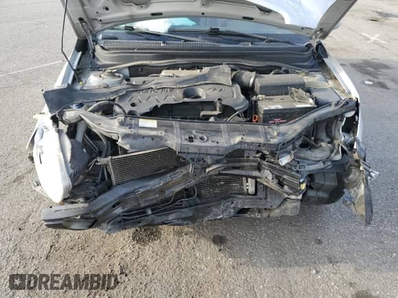 2008 Hyundai Accent GLS z VIN KMHCN46C98U234256, wystawiony jako Copart lot #83089384 z przebiegiem 153 802 mil mil oraz Szkoda całkowita • Salvage title. Historia ofert i sprzedaży dostępna na DreamBid. Obrazek 12.