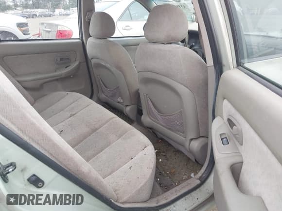 ✅ 2004 Hyundai Elantra GLS • VIN: KMHDN46D64U721793 • Лот: 43592447. Опубликован ранее на IAAI с пробегом 309 740 миль. Бесплатный доступ к архиву аукционных продаж из США и подробный отчёт об истории автомобиля на DreamBid. Изображение 8.