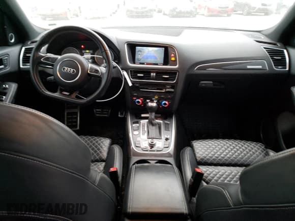 ✅ 2016 Audi SQ5 Premium Plus • VIN: WA1CCAFP8GA099812 • Лот: 36421943. Опубликован ранее на Copart с пробегом 85 244 миль. Бесплатный доступ к архиву аукционных продаж из США и подробный отчёт об истории автомобиля на DreamBid. Изображение 8.