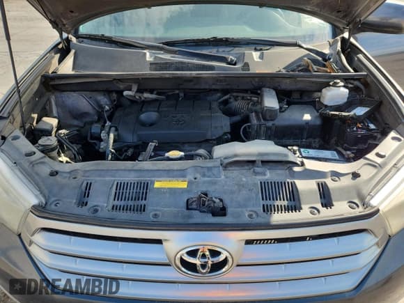 ✅ 2012 Toyota Highlander • VIN: 5TDZA3EH3CS019714 • Lot: 86644185. Listed on Copart with Not provided. Free auction sales archive from the USA and detailed vehicle history report at DreamBid. Image 11.