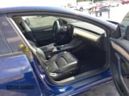 ✅ 2021 Tesla Model 3 Standard Range Plus • VIN: 5YJ3E1EA5MF031872 • Lot: 42082538. Wystawiony na IAAI z przebiegiem 59 809 mil. Bezpłatny archiwum sprzedaży aukcyjnych z USA i szczegółowy raport historii pojazdu na DreamBid. Zdjęcie 5.