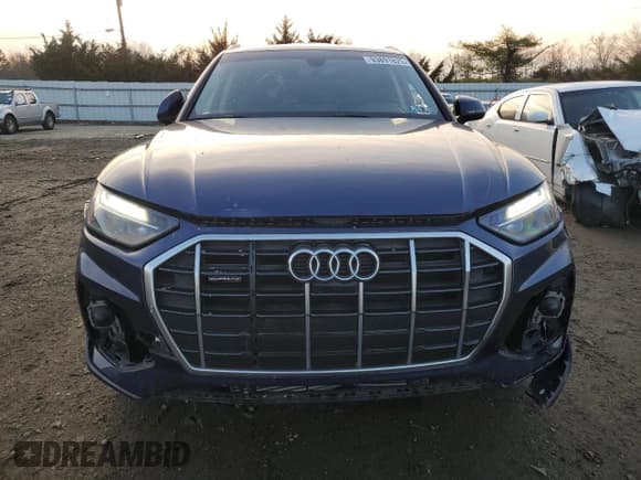 ✅ 2021 Audi Q5 Premium Plus • VIN: WA1BAAFYXM2020804 • Lot: 93891825. Listed on Copart with 41,381 mi. Free auction sales archive from the USA and detailed vehicle history report at DreamBid. Image 5.