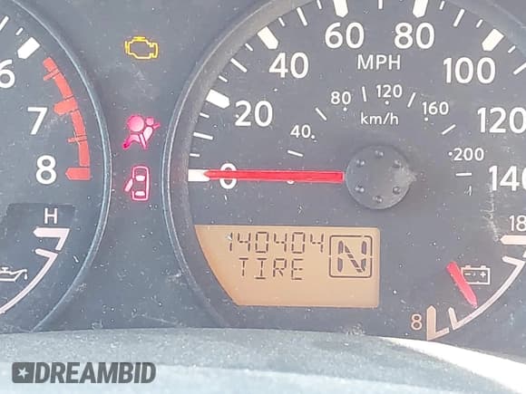 ✅ 2016 Nissan Frontier SV • VIN: 1N6AD0EV3GN743095 • Lot: 43595348. Wystawiony na IAAI z przebiegiem 140 404 mil. Bezpłatny archiwum sprzedaży aukcyjnych z USA i szczegółowy raport historii pojazdu na DreamBid. Zdjęcie 16.