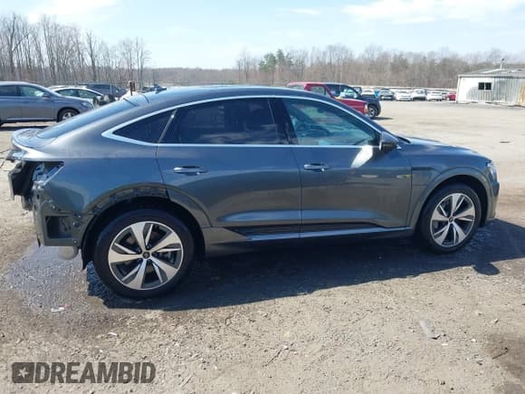 ✅ 2024 Audi Q8 e-tron Sportback S line Premium Plus • VIN: WA1CAAGE1RB030864 • Lot: 41815918. Listed on IAAI with 13,341 mi. Free auction sales archive from the USA and detailed vehicle history report at DreamBid. Image 14.