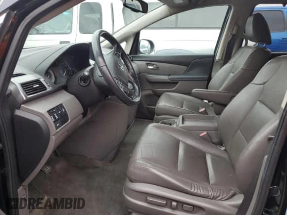 ✅ 2015 Honda Odyssey EX-L • VIN: 5FNRL5H60FB085064 • Лот: 92093575. Опубликован ранее на Copart с пробегом 101 452 миль. Бесплатный доступ к архиву аукционных продаж из США и подробный отчёт об истории автомобиля на DreamBid. Изображение 7.