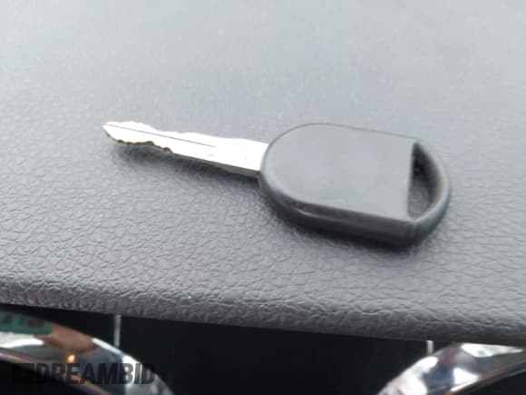 ✅ 2005 Ford Mustang Deluxe • VIN: 1ZVFT80N655157552 • Лот: 43842175. Опубликован ранее на IAAI с пробегом Не указан. Бесплатный доступ к архиву аукционных продаж из США и подробный отчёт об истории автомобиля на DreamBid. Изображение 11.