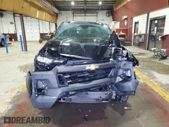 ✅ 2023 Chevrolet Colorado 2WD Work Truck • VIN: 1GCGSBEC6P1261029 • Лот: 89803525. Опубликован ранее на Copart с пробегом 24 369 миль. Бесплатный доступ к архиву аукционных продаж из США и подробный отчёт об истории автомобиля на DreamBid. Изображение 5.