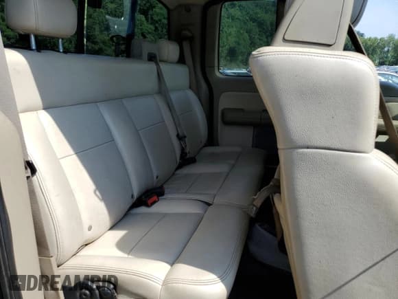 ✅ 2004 Ford F-150 XLT • VIN: 1FTPX14534NC42473 • Lot: 66254795. Wystawiony na Copart z przebiegiem 226 642 mil. Bezpłatny archiwum sprzedaży aukcyjnych z USA i szczegółowy raport historii pojazdu na DreamBid. Zdjęcie 10.